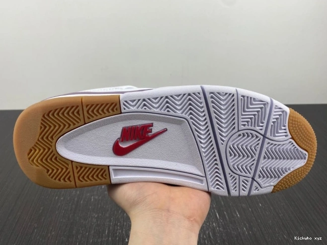 DR5415-150 RETRO SB Nike JORDAN 4 0522